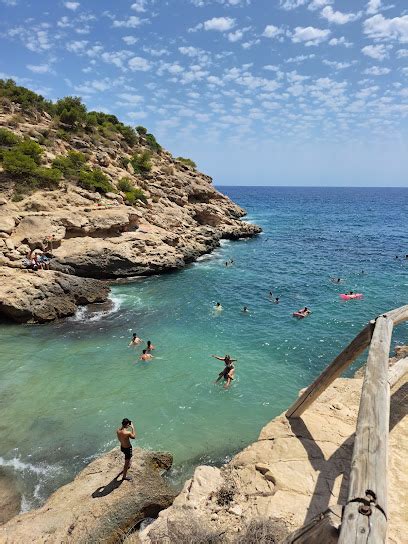 Descubre las playas nudistas de Altea: un paraíso natural sin。